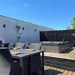 Wellness House Villa Frederikssund